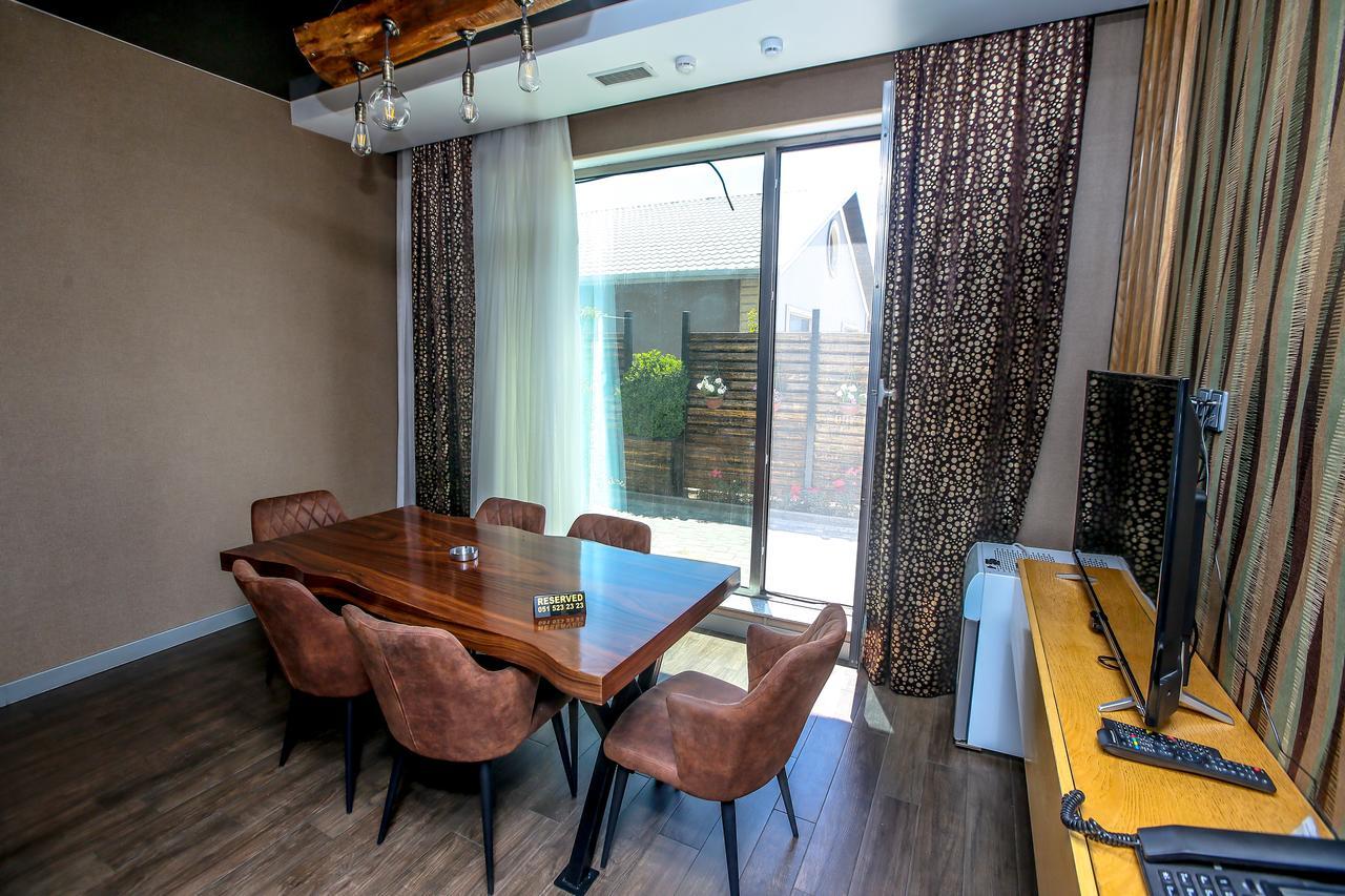 Armada Villa Hotel Zabrat Buitenkant foto